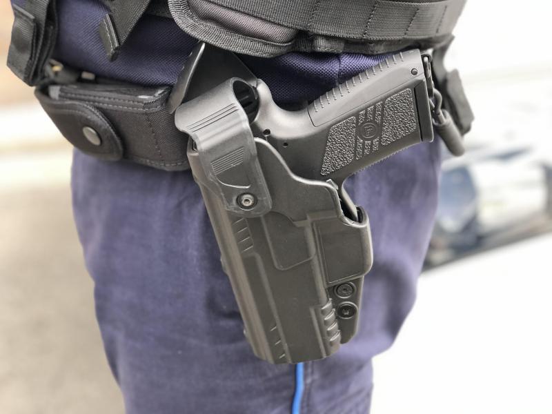 Nantes: Les policiers municipaux vont être équipés de pistolets à impulsion  électrique