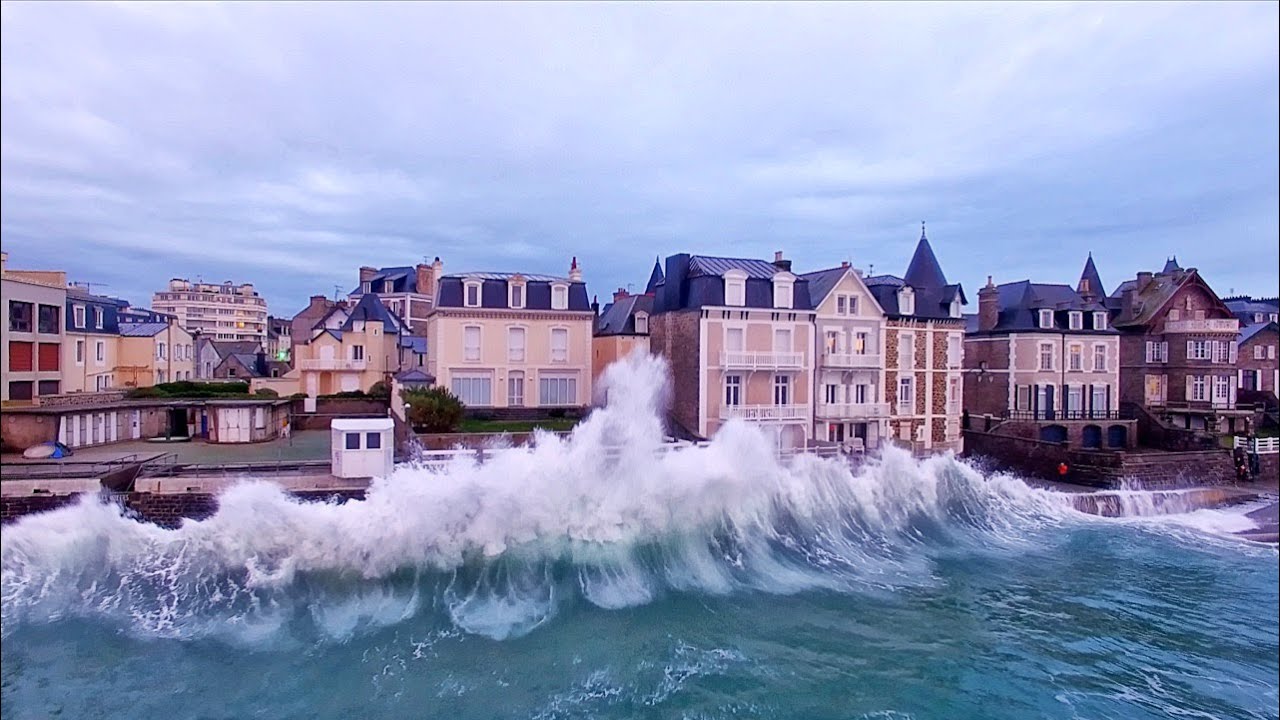 Saint-Malo. Les grandes marées s'invitent pour ce week-end du 15 août ! [Vidéo]